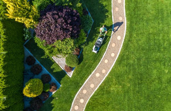 Mowing And Landscaping in Hattiesburg