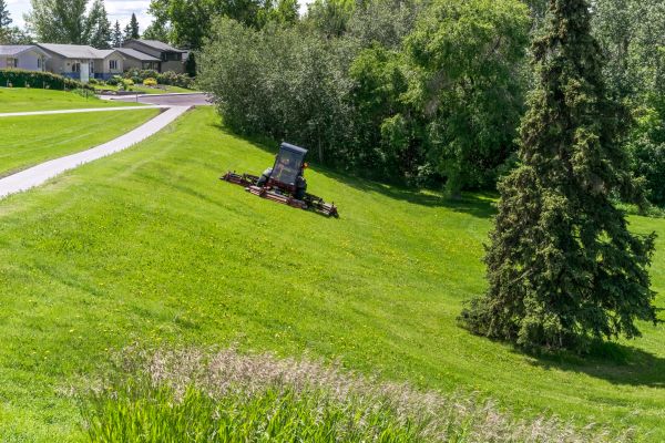 Hillside Mowing in Hattiesburg